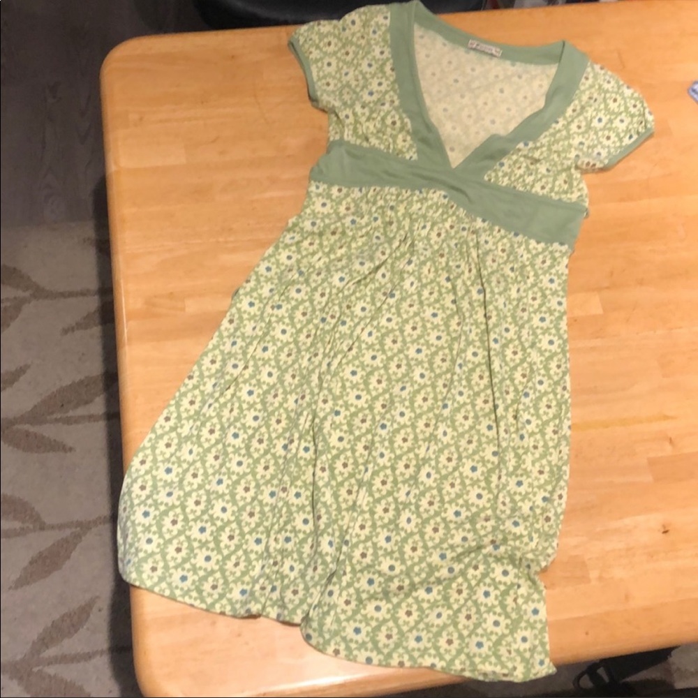 ISO!!!!! Forever 21 Dress w/ Deep V-Neck!!! Not for sale!!!